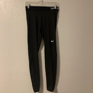 Women’s Nike Pro Dri-Fit leggings